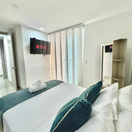 Lujoso Con Vista Excepcional Apartamento