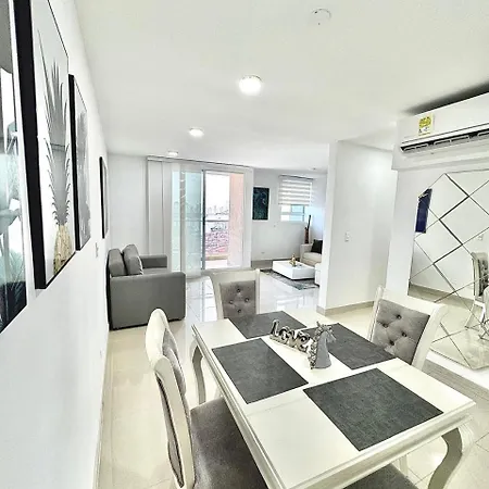 Lujoso Con Vista Excepcional Apartamento